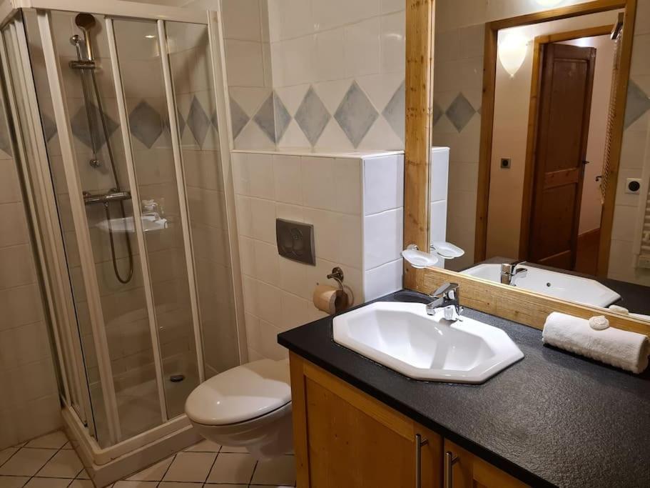 Appartement Le D12 Samoëns מראה חיצוני תמונה